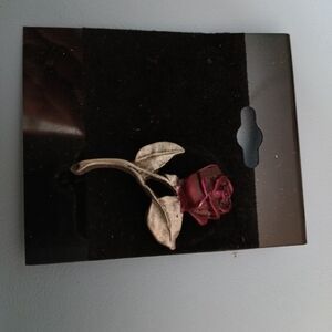 Vintage-Inspired Red Rose Pin Brooch